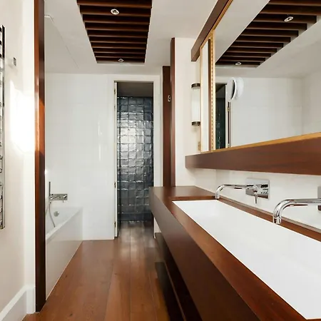 Do Placa Reial Gothic Quarter, Sonder By Marriott Bonvoy 5*