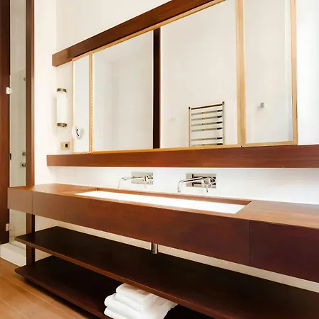 Do Placa Reial Gothic Quarter, Sonder By Marriott Bonvoy