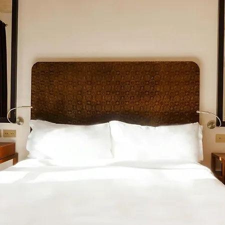 Do Placa Reial Gothic Quarter, Sonder By Marriott Bonvoy Hotel 5*