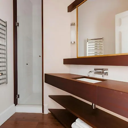 Do Placa Reial Gothic Quarter, Sonder By Marriott Bonvoy