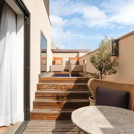 Do Placa Reial Gothic Quarter, Sonder By Marriott Bonvoy Hotel
