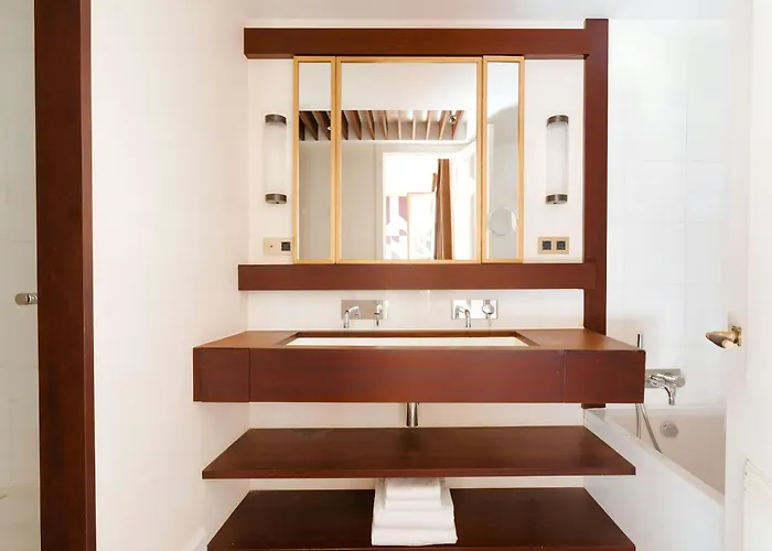 酒店 Do Placa Reial Gothic Quarter, Sonder By Marriott Bonvoy 5*