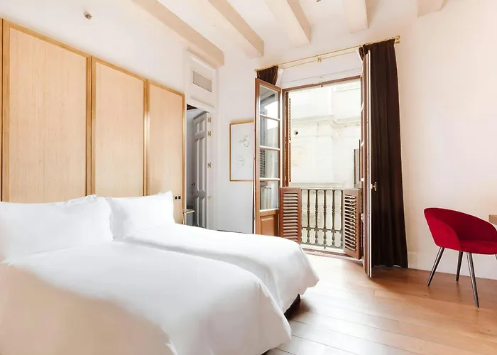 Do Placa Reial Gothic Quarter, Sonder By Marriott Bonvoy