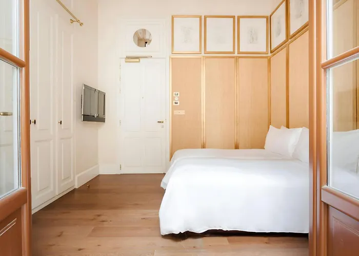 酒店 Do Placa Reial Gothic Quarter, Sonder By Marriott Bonvoy 巴塞罗那